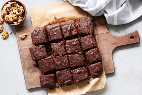 6 Cara Membuat Brownies Panggang dengan Cokelat Bubuk