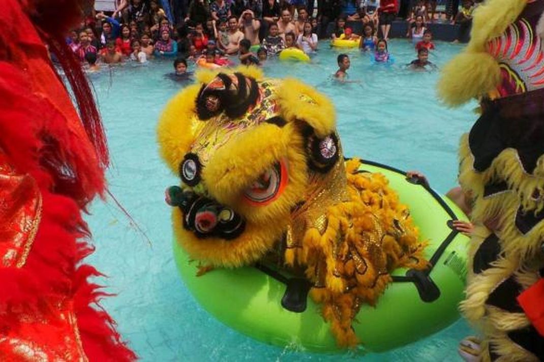 travel - barongsai, seluncur air, imlek 2016, imlek di ancol