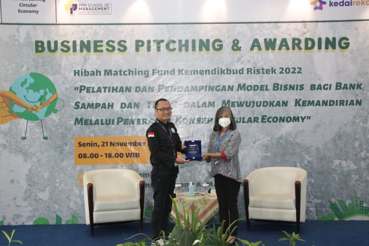 Kegiatan Business Pitching and Awarding Hibah Matching Match Fund Kemendikbud Ristek diadakan pada Senin, 21 November 2022, di Gedung B PPM Manajemen, Jakarta.