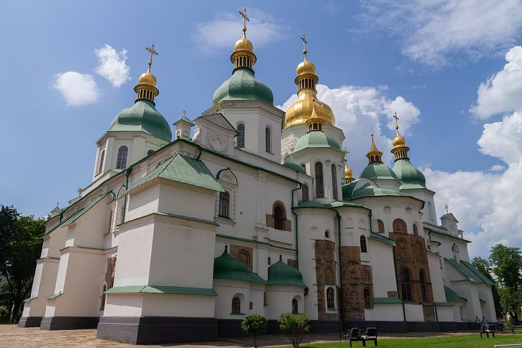 Saint Sophia di Kiev, Ukraina, salah satu Situs Warisan Budaya Dunia UNESCO.