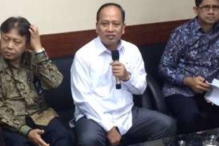 Menristekdikti, Muhammad Nasir dalam konferensi pers di Kemenristekdikti, Jakarta, Jumat (4/11/2016).