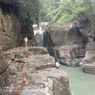 Banyak Turis Lewat Jalur Ilegal ke Air Terjun Cunca Wulang, Pemda Ambil Tindakan
