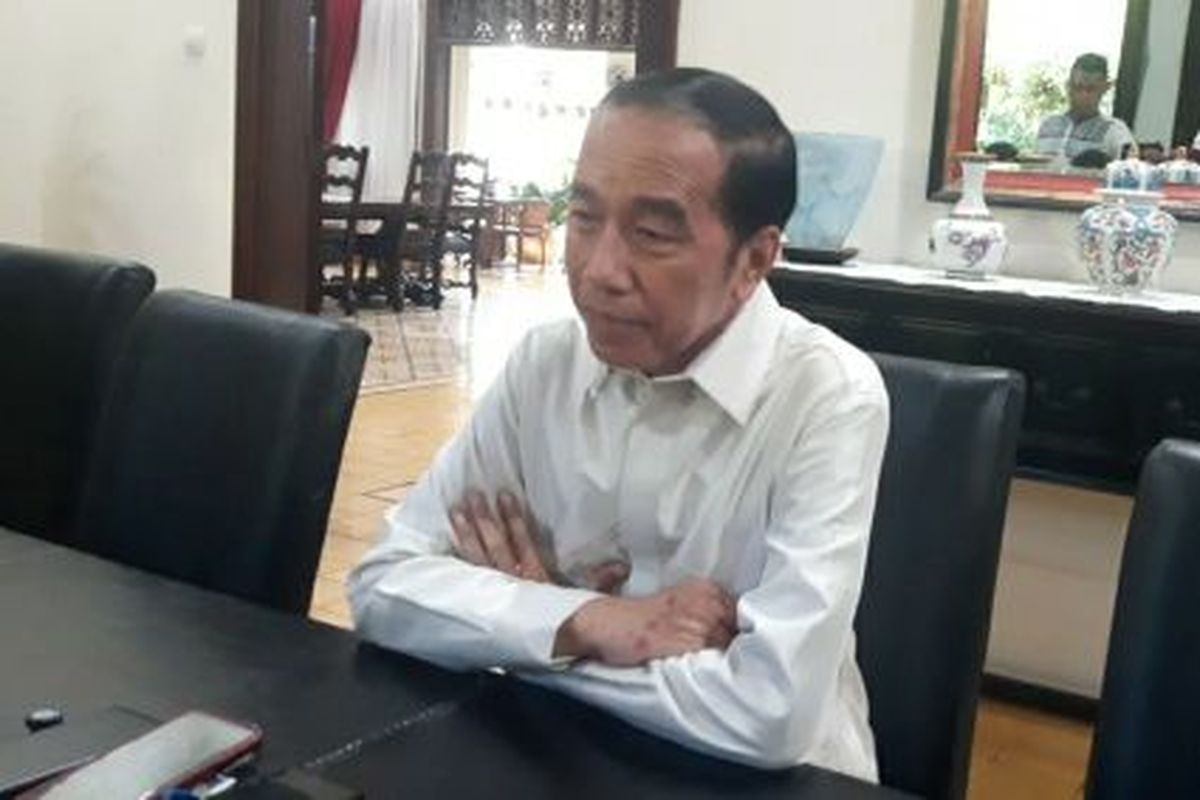 Presiden ke-7 RI Joko Widodo (Jokowi) ditemui di Sumber, Solo, Jawa Tengah, Jumat (6/6/2025).