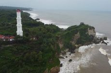 Wisatawan Asal Hungaria Diselamatkan Saat Terseret Ombak Pantai Gunungkidul