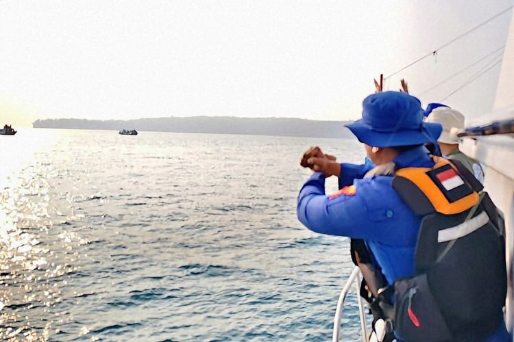Larangan Mendekat Anak Krakatau Masih Diabaikan, Bupati Minta Nelayan dan Open Trip Tak Ambil Risiko