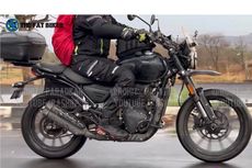 Motor Kolaborasi Bajaj-Triumph Versi Scrambler, Posisi Duduk Rileks