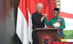 Said Beberkan Alasan PDI-P Pinang Mahfud MD Jadi Cawapres Ganjar Pranowo