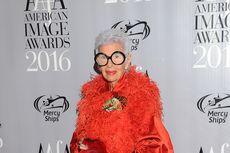 8 Fakta Iris Apfel, Ikon Fesyen yang Rayakan Usia ke-100