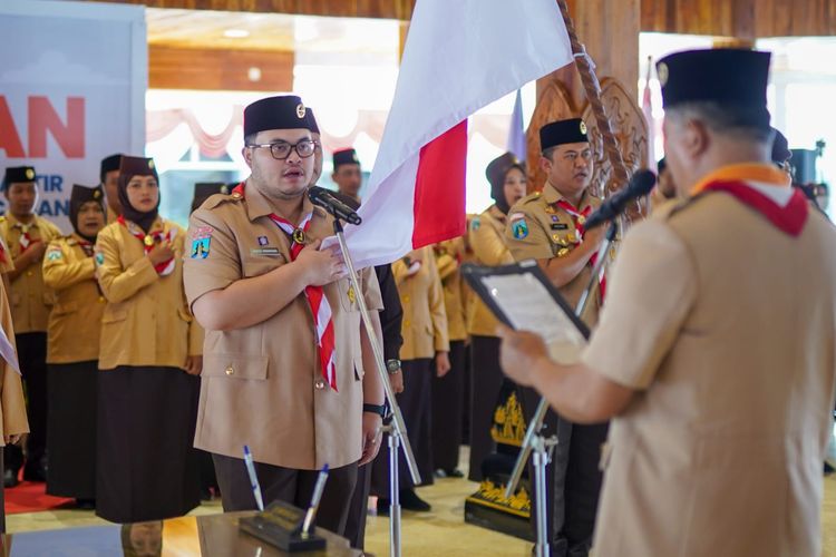 Bupati Kediri Mas Dhito dilantik sebagai Ketua Majelis Pembimbing Cabang (Mabicab) Gerakan Pramuka Kabupaten Kediri, Jumat (25/8/2023).