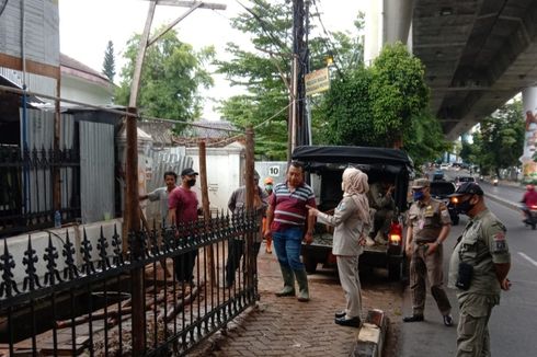 Ini Alasan Mandor Proyek Pembangunan Toko Daging Nusantara Dirikan Pagar di Atas Trotoar Jalan Antasari