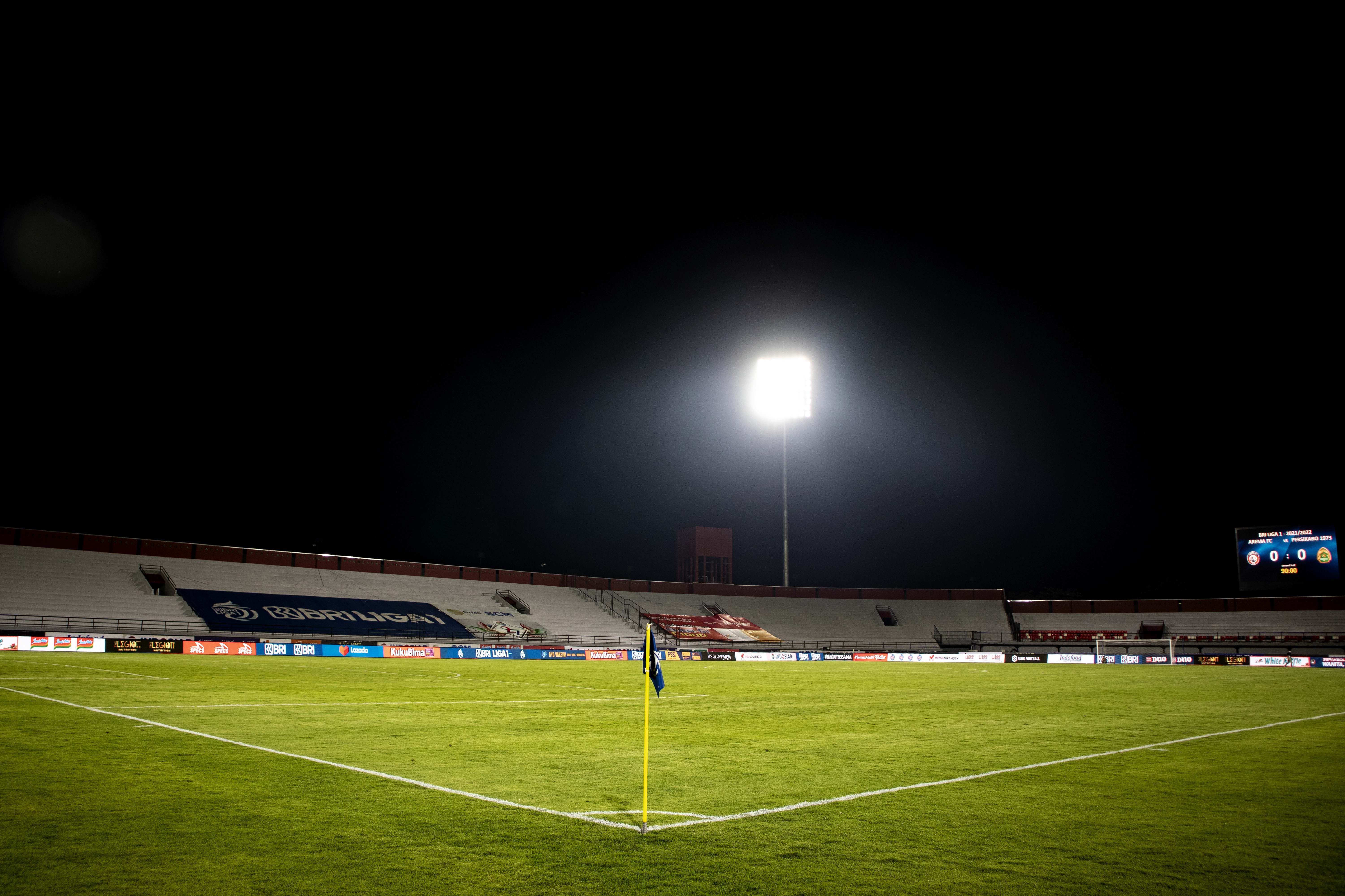 Keluh Kesah Merawat Rumput Standar FIFA Saat Jadwal Liga 1 Sangat Padat
