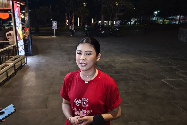 Manajer Persipura Jayapura, Eveline Sanita Injaya
