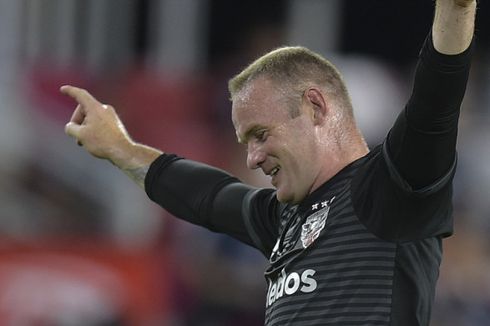 Video, Aksi Berkelas Gol Terbaru Wayne Rooney dari Jarak 65 Meter