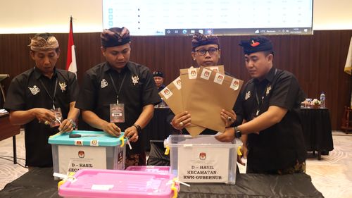 Saksi Mulia-PAS Ajukan Keberatan saat Rekapitulasi Pilkada Buleleng, Sebut Banyak Formulir C6 Tidak Disebar