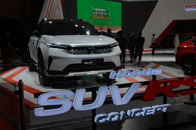 SUV RS Concept kembali dipamerkan di booth Honda pada IIMS Hybrid 2022, Kamis (31/3/2022).