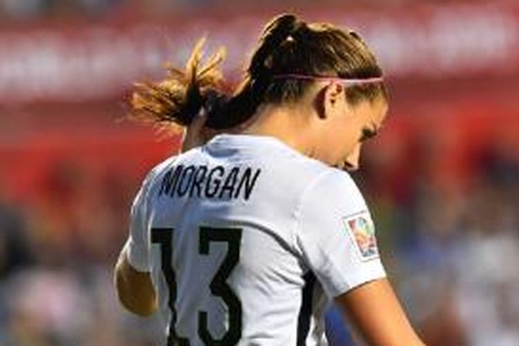 Pesepak bola wanita Amerika Serikat, Alex Morgan.