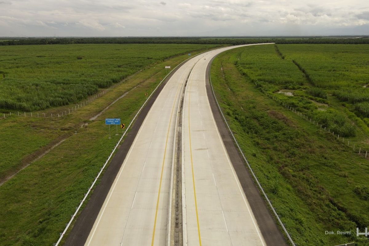 Ruas jalan tol seksi Binjai - Stabat yang merupakan bagian dari Proyek Jalan Tol ? Trans Sumatera (JTTS) ruas Binjai ? Langsa.