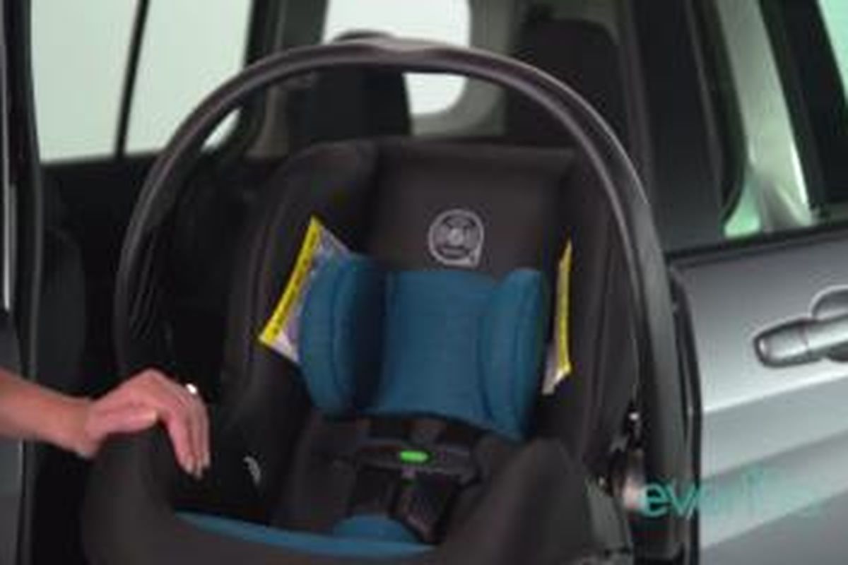 Inovasi alarm pada car seat yang bertujuan untuk mengingatkan orangtua untuk tidak meninggalkan bayi dalam mobil 