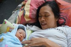 Cerita Ibu Penderita Lumpuh karena Tumor Tulang Belakang Lahirkan Bayi Laki-laki