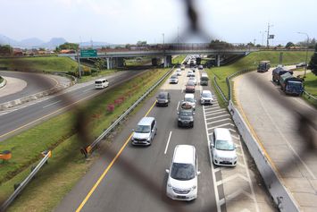 Uji Coba Ganjil Genap di Tol Jakarta-Kalikangkung