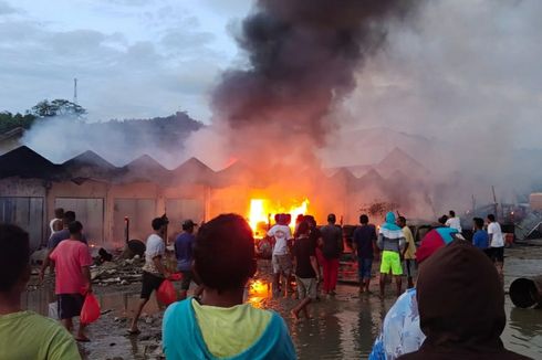 Pasar di Maluku Tengah Terbakar, 14 Ruko Ludes