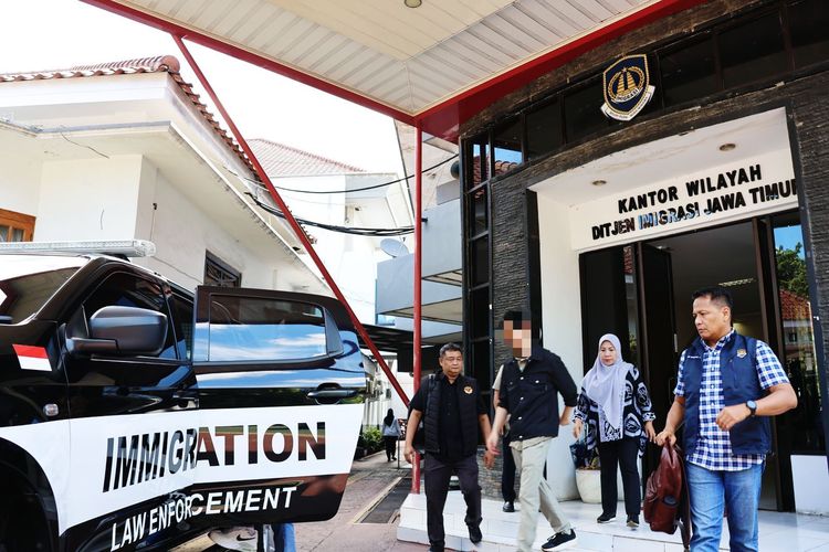Ratusan WNA Pelanggar Aturan Dipulangkan dari Jatim, Terbanyak asal Malaysia