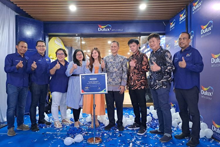 Produsen cat Dulux kembali menghadirkan flagship store, yaitu Dulux Experience Store pertama di kawasan Kelapa Gading, Jakarta Utara, Senin (27/11/2023). 