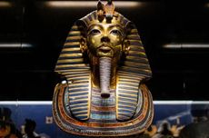 Korban Tewas Kebakaran Apartemen Hong Kong Bertambah Jadi 75 Orang