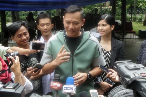 Agus Yudhoyono Ucapkan Selamat Kepada Anies-Sandi