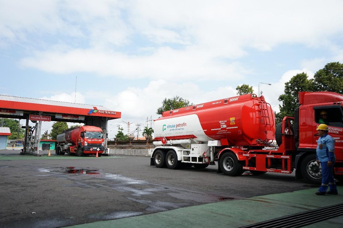 PT Pertamina (Persero) melalui Pertamina Patra Niaga Regional Jawa Timur, Bali, dan Nusa Tenggara (Jatimbalinus) menambah 86 unit mobil tangki untuk mempercepat pengiriman bahan bakar minyak (BBM) ke wilayah Jember dan sekitarnya.