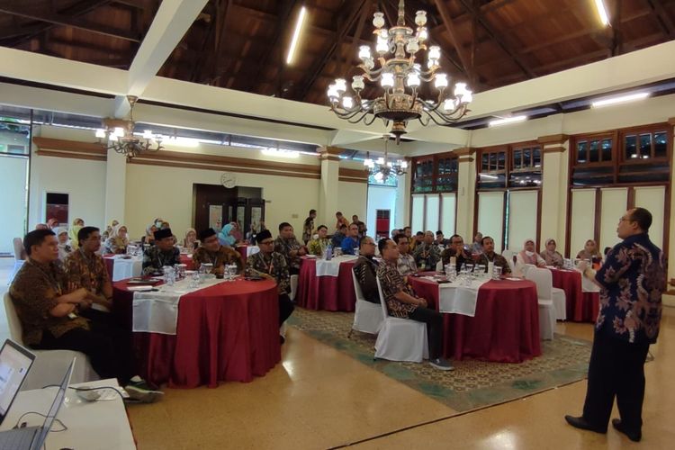 Leadership Training Yayasan Al Azhar Kelapa Gading yang dilaksanakan pada 18-20 November 2022 di Sentul, Jawa Barat.