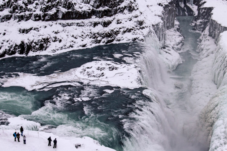 Permandangan di Islandia saat musim dingin