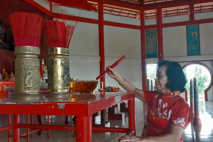 Melihat Perayaan Imlek di Klenteng Bao An Gong Sumbawa Sabtu (10/2/2024)