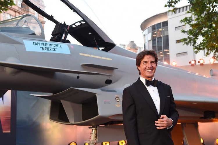 Tom Cruise ketika menghadiri premied film terbarunya, Top Gun: Maverick