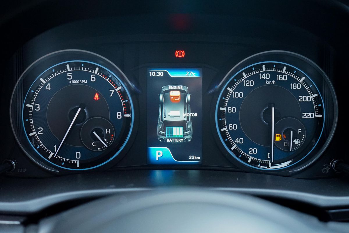 Instrument Cluster Suzuki XL7 Hybrid