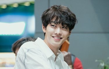 Pernah Jadi Dokter di Dr. Romantic 2, Ahn Hyo Seop Sadar Ada ...