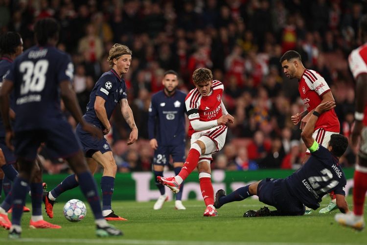 Rapor Calvin Verdonk Saat Debut di Liga Champions Kontra Arsenal
