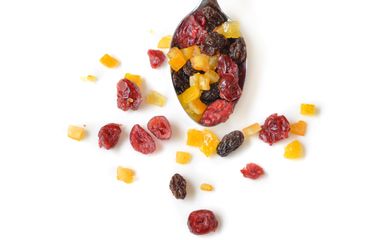 Ilustrasi buah kering