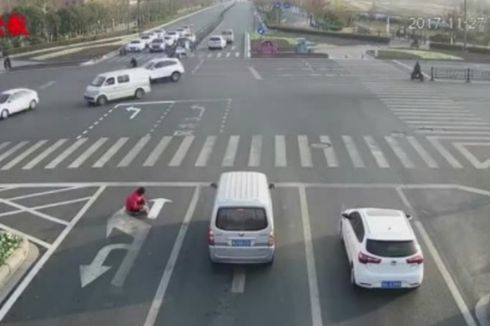 Ingin Atasi Macet, Pria China Ubah Garis Marka di Persimpangan