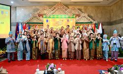 Ketua TP-KK Apresiasi Bazar Amal Ke-56 WIC yang Gaet UMKM Indonesia