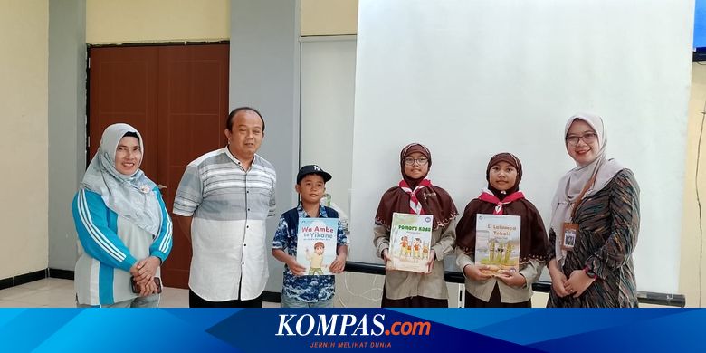 Jatuh Bangun Acil sebagai Pustakawan, Tak Hanya Duduk dan Melayani tapi Melakukan Banyak Hal Besar