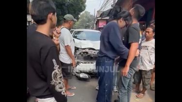 Pajero Kejar dan Tabrak Yaris di Cipayung Jaktim, Diduga Tak Tanggung Jawab Usai Senggolan