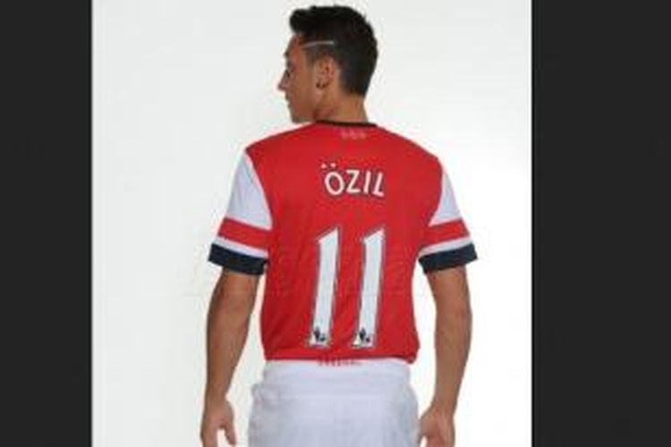 gelandang Arsenal, Mesut Oezil.