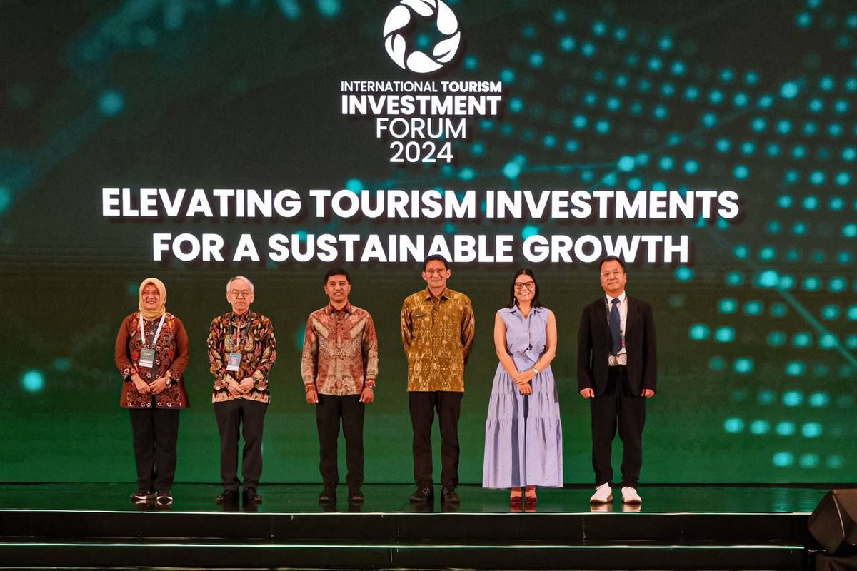 Menteri Pariwisata dan Ekonomi Kreatif/Kepala Badan Pariwisata dan Ekonomi Kreatif (Menparekraf/Kabaparekraf) Sandiaga Salahuddin Uno resmi membuka International Tourism Investment Forum (ITIF) 2024 yang berlangsung pada 5 hingga 6 Juni 2024 di Swissôtel PIK Avenue, Jakarta.