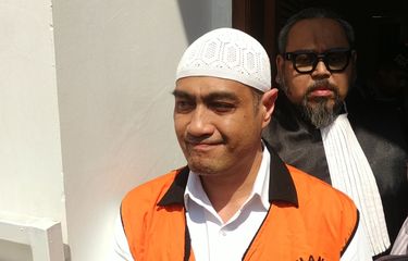 Ferry Irawan terpidana kasus KDRT terhadap istrinya, Venna Melinda seusai persidangan dengan agenda pembacaan putusan di Pengadilan Negeri Kota Kediri, Jawa Timur,Selasa (23/5/2023).