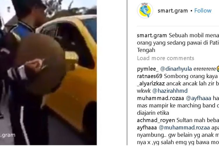 Video viral Honda Jazz warna kuning tabrak rombongan marching band pelajar di Pati, Jawa Tengah. 