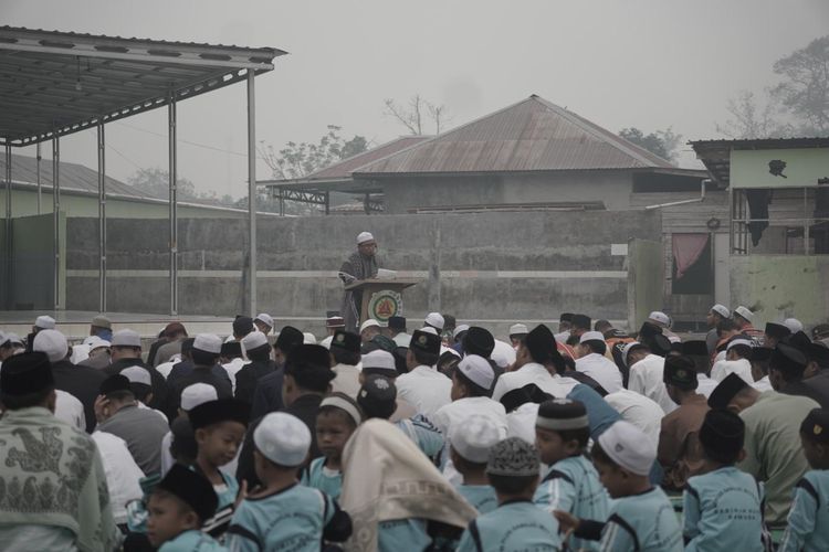 Dompet Dhuafa Gelar Shalat Istisqa dan Layanan Kesehatan bagi Warga Terdampak Karhutla Kalteng