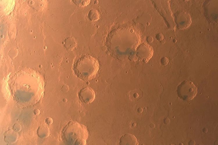 China membagikan gambar atau pencitraan dari keseluruhan planet Mars. 