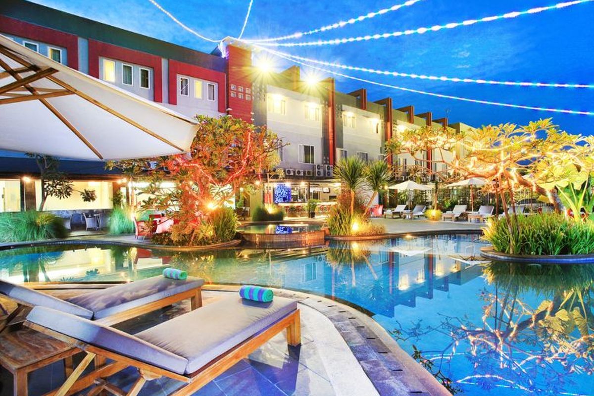 Swiss-Belhotel Kendari sendiri merupakan satu-satunya hotel berbintang empat bertaraf internasional di Kota Kendari. Hotel ini memiliki 109 kamar dan berbagai fasilitas seperti kolam renang, layanan pijat, spa and whirlpool, serta pusat kebugaran. 