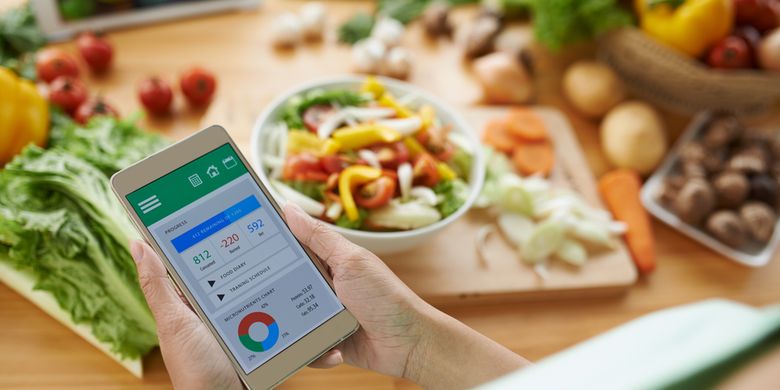 Aplikasi penghitung kalori dapat mempermudah kita mencatat asupan kalori harian untuk membantu menyukseskan diet.